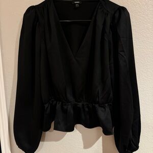 Women’s blouse size medium